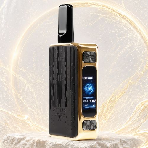 Zeus Ion Pro 510-Thread-Akku in Schwarz-Gold auf Steinen mit goldenem Lichtkreis im Hintergrund