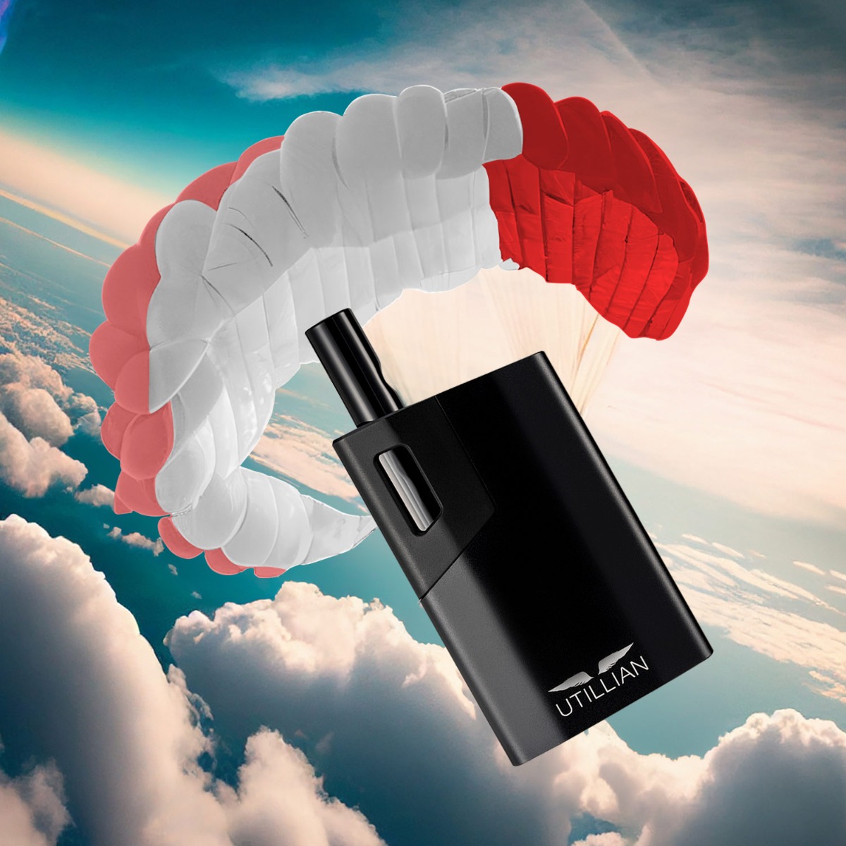 Utillian 621 in Wolken mit Fallschirm