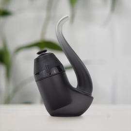 Puffco New Proxy Vaporizer – ein smarter, tragbarer Dab Pen mit 3D-Heizkammer für besseren Dampfgeschmack, Bluetooth-App-Steuerung für Temperatureinstellung und anpassbare Beleuchtung, verbessertem Akku und Kompatibilität mit Proxy-Zubehör, abgebildet vor