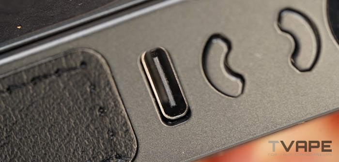 AirVape Legacy Pro 2 Vaporizer – Nahaufnahme des USB-C-Ladeanschlusses am Vaporizer