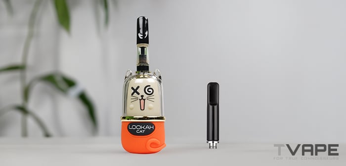Der Lookah Cat Akku mit 510er Gewinde wird zusammen mit dem Litl Heat gezeigt – einer Kammer für festes Wax.