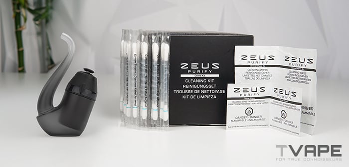 New Puffco Proxy Dab Pen wird mit Reinigungszubehör gezeigt