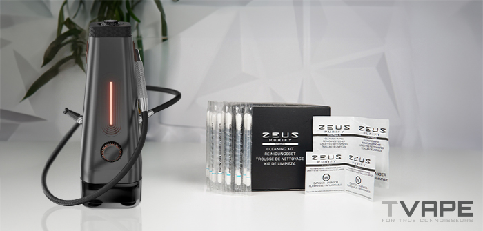 Die elektrische Shisha „AirVape Enso“ wird neben dem ZEUS Purify-Reinigungsset mit Wattestäbchen und Alkoholtüchern präsentiert