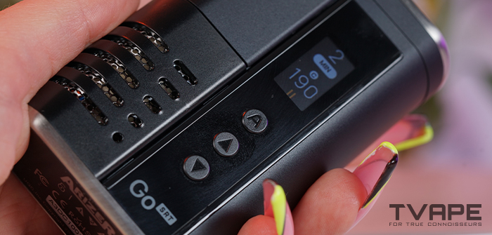 Arizer Go SRT Vaporizer – eine Nahaufnahme des Displays und der Bedientasten, die dir helfen, deine Session zu steuern